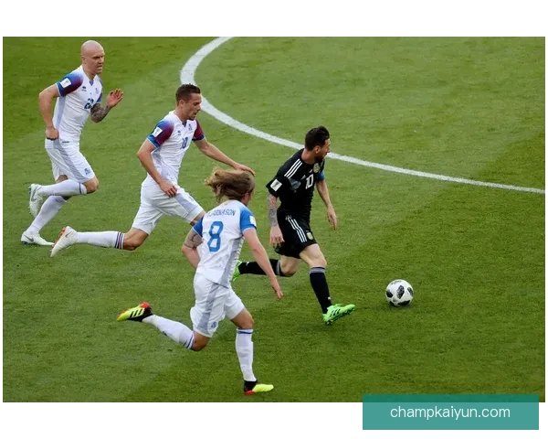 2018年俄罗斯世界杯：冰岛队表现稳健，备受关注