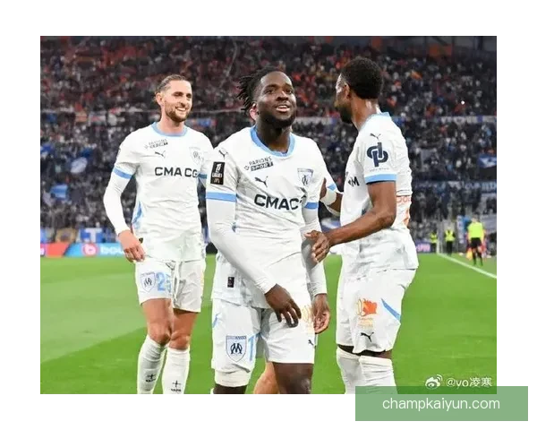 法马在最新比赛中表现稳健，持续提高个人竞技状态与球队竞争力。